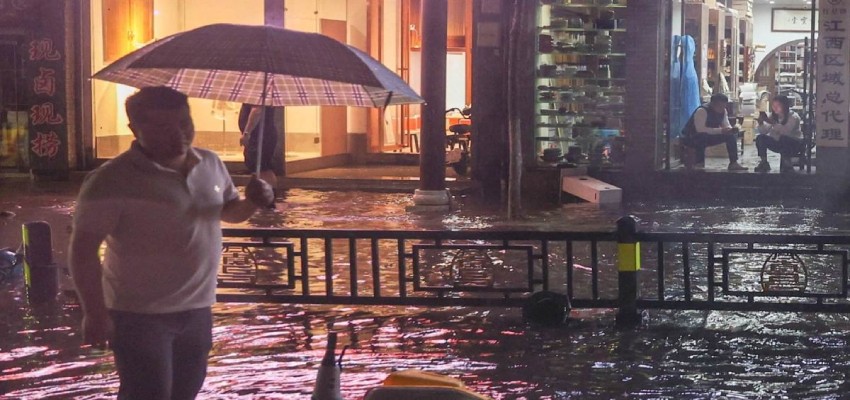 China Storm: चीन के दक्षिणी हिस्से में आंधी-तूफान ने मचाई तबाही, 7 लोगों की हुई मौत