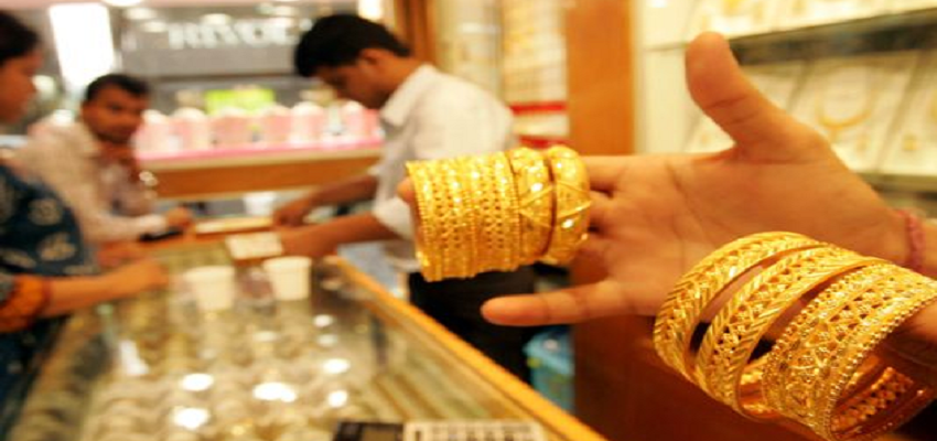 Gold & Silver: सोने की कीमत ने तोड़े सारे रिकॉर्ड, पहली बार 71,500 के पार निकला