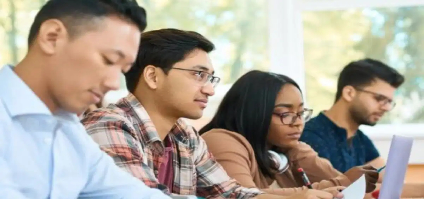 SSC CHSL 2024: एसएससी ने निकाली बंपर भर्तियां, 12वीं पास के लिए शानदार मौका