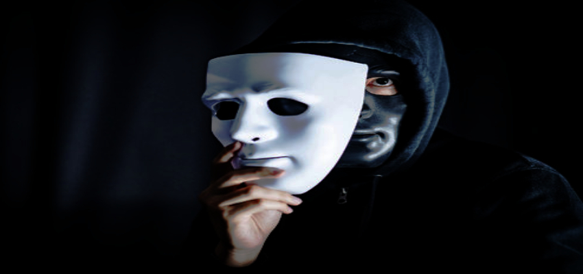 चेहरे पर चेहरा! 35 साल तक एक शख्स चुराता रहा दूसरे व्यक्ति की पहचान, ले डाले लाखों के लोन