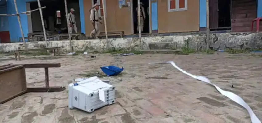 Manipur Lok Sabha Election: मणिपुर में पोलिंग बूथ पर तोड़ी EVM, फायरिंग में 3 लोग घायल