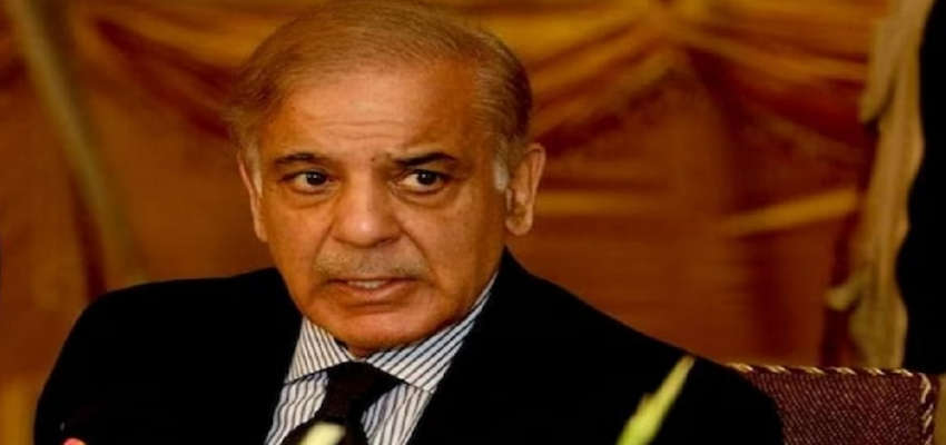 पाकिस्तान ने IMF के सामने फिर फैलाए हाथ, PM शहबाज शरीफ ने डाली नए लोन की अर्जी