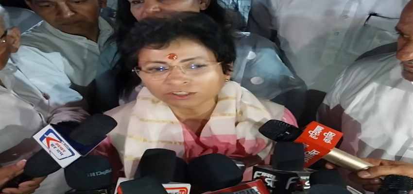 
									Haryana News: जुमलों और तानाशाही सरकार को अलविदा करने का सुनहरा मौका 25 मई- कुमारी शैलजा