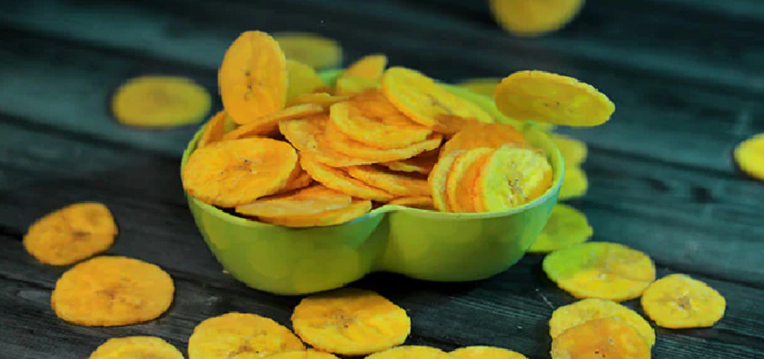 Banana Chips: केले के चिप्स में है कई गुण, इन समस्याओं को करता है दूर