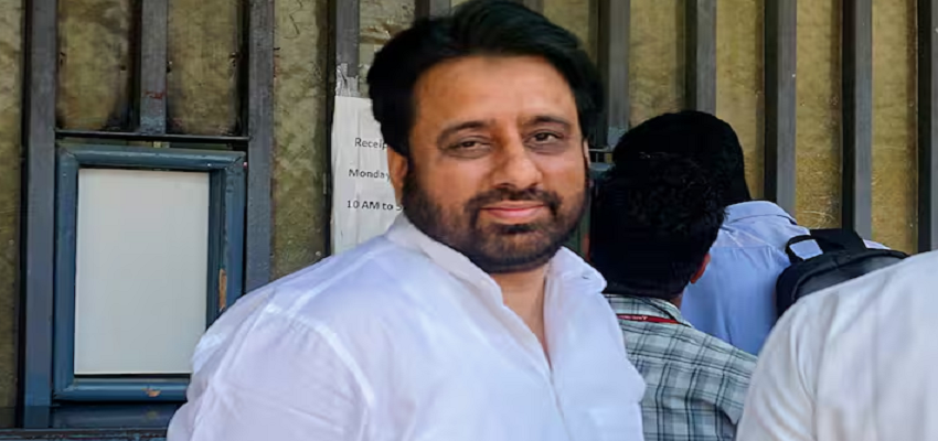 अमानतुल्लाह खान की तलाश में घर पहुंची नोएडा पुलिस, गिरफ्तारी के डर से गायब हुआ विधायक