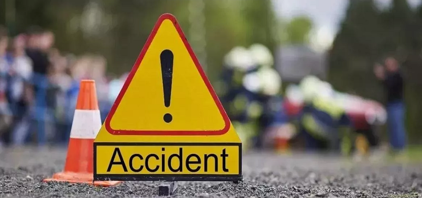 Agra Road Accident : आगरा दिल्ली हाईवे पर हुआ भीषण सड़क हादसा, 3 लोगों की मौत, 3 घायल