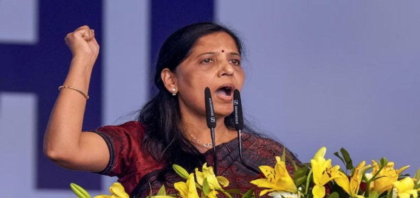 Delhi Liquor Policy: ‘बंदा जेल से बाहर ना आ जाए’,CM केजरीवाल की गिरफ्तारी पर बोलीं सुनीता केजरीवाल