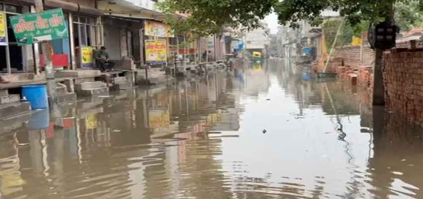 HARYANA RAIN: बहादुरगढ़ में महज 15 मिनट की बरसात बनी लोगों के लिए आफत, प्रशासन के सभी दावे हुए फेल