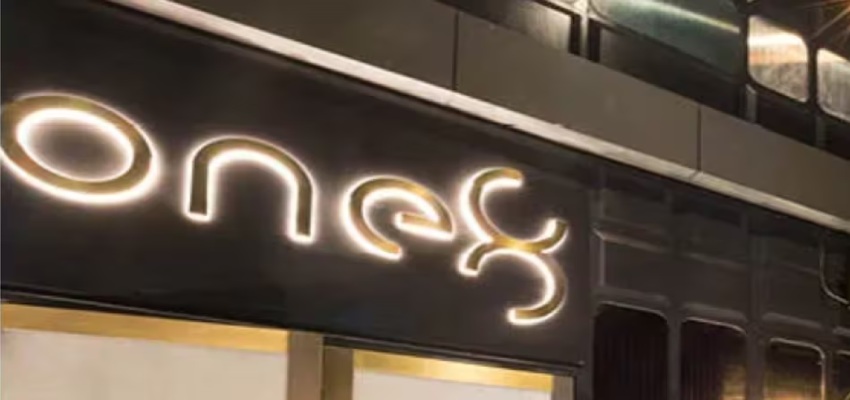 Virat Kohli के पब पर दर्ज हुई FIR, देर तक खुला रखने पर हुआ एक्शन