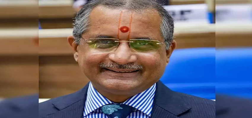 UPSC के अध्यक्ष मनोज सोनी ने दिया इस्तीफा, कार्यकाल खत्म होने से 5 साल पहले छोड़ा पद