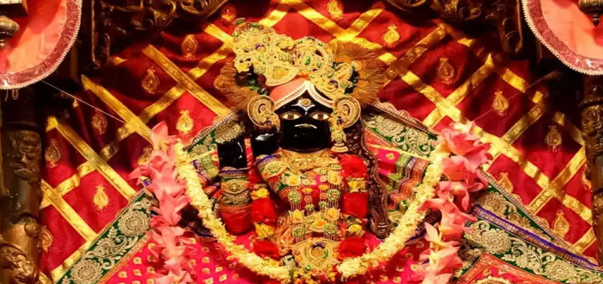 Banke Bihari Temple में गुरु पूर्णिमा के चलते एडवाइजरी जारी, दर्शन के लिए आने से पहले जांच लें ये नियम