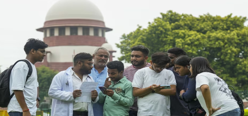 NEET UG Result 2024: सुप्रीम कोर्ट के फैसले के बाद NEET UG टॉपर्स की घटेगी संख्या, कल तक जारी किया जाएगा नया स्कोरकार्ड