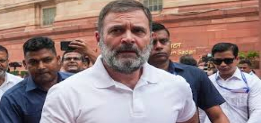 Rahul Gandhi : संसद में राहुल गांधी से मिलने आए किसानों पर लगाई गई रोक, तो हो गया विवाद