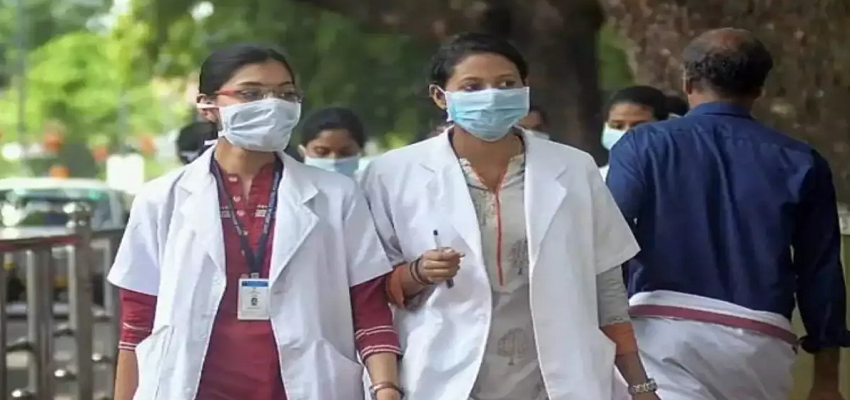 हरियाणा में डॉक्टरों की हड़ताल जारी, दर-दर भटकने पर मजबूर मरीज, इंटर्न कर रहे इलाज