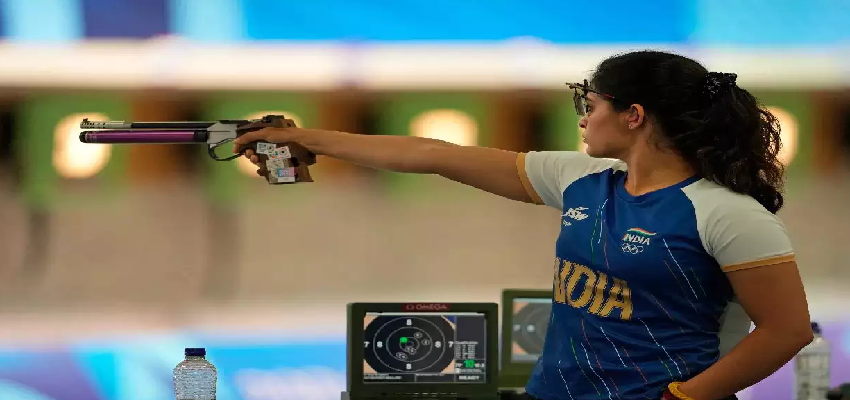 Paris Olympics 2024: भारत की बेटी मनु भाकर ने देश को दी खुशखबरी, 10 मीटर एयर राइफल के फाइनल में मारी एंट्री
