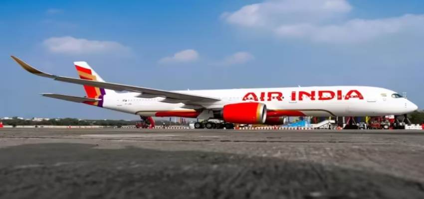 iran Israel conflict: दुनिया पर दिखने लगा ईरान-इजरायल युद्ध का असर, एयर इंडिया की सभी उड़ानें रद्द