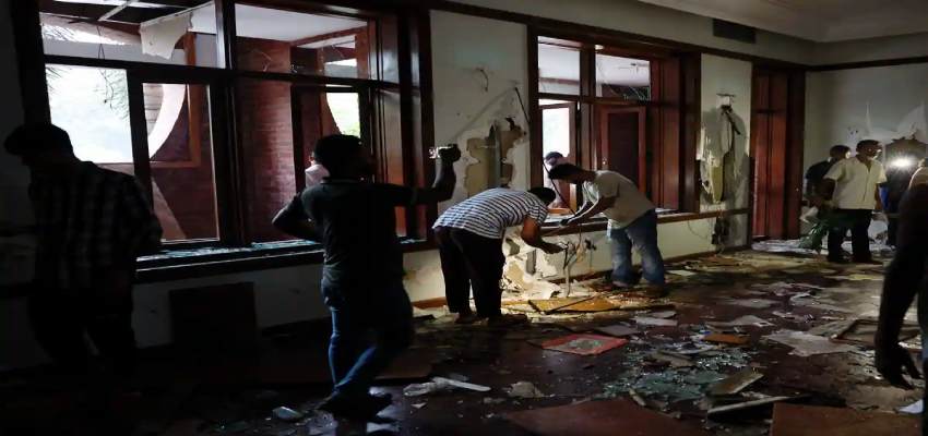 Bangladesh Crisis: मंदिरों को कट्टरपंथी बना रहे निशाना, विदेश मंत्री जयशंकर ने हिंदूओं को लेकर जताई चिंता