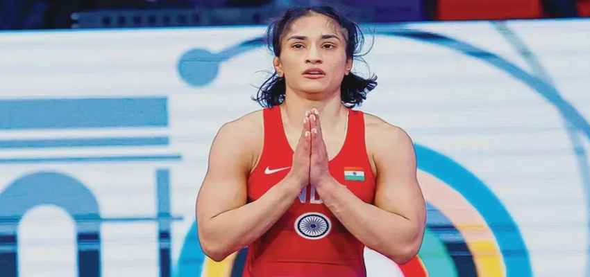 Vinesh Phogat Retirement: ‘मां कुश्ती जीत गई, मैं हार गई’ विनेश फोगाट ने कर दिया संन्यास का ऐलान