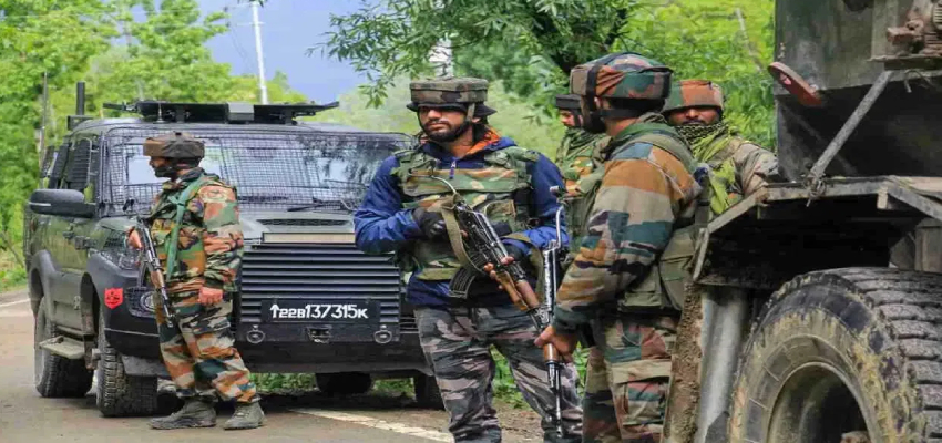 Anantnag Encounter:  जम्मू कश्मीर में सुरक्षाबलों और आतंकियों के बीच मुठभेड़ में दो जवान शहीद, 3 घायल