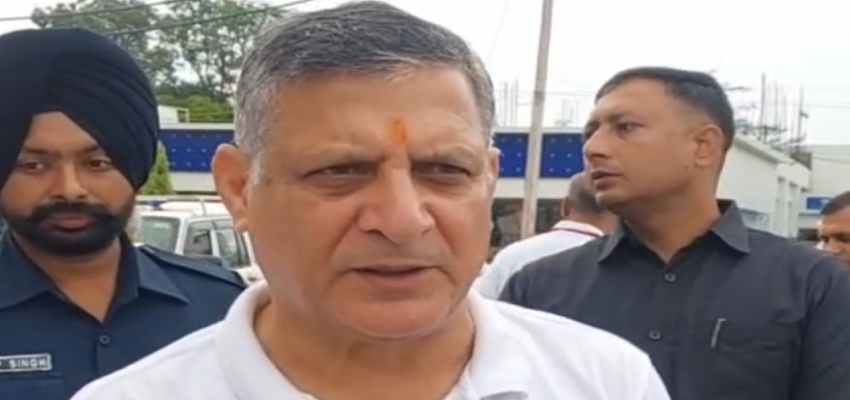 Ambala News: कृषि मंत्री कंवरपाल गुज्जर ने हरी झंडी दिखाकर मैराथन की शुरुआत, कहा-2047 तक देश को विकसित राष्ट्रीय बनाना है