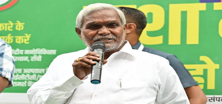 क्या BJP में शामिल होंगे झारखंड के पूर्व CM चंपई सोरेन? 4-5 विधायकों के साथ पहुंचे दिल्ली