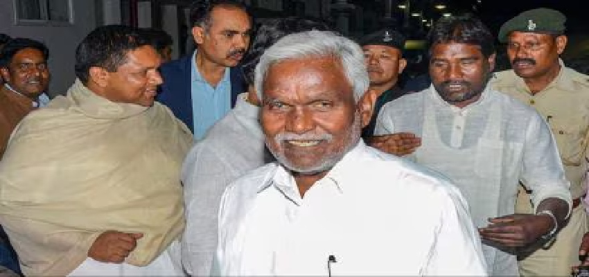 Jharkhand: चंपई सोरेन ने थामा BJP का दामन, बाबूलाल मरांडी ने दिलाई सदस्यता