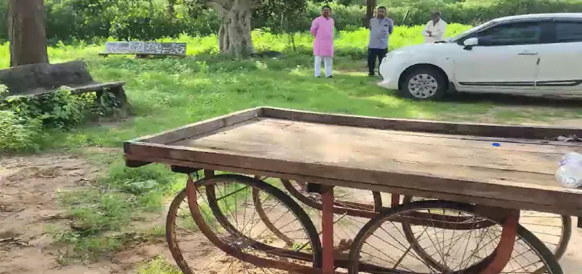 बीमार बेटे का इलाज नहीं कर पाया पिता, तंगी से परेशान शख्स ने फूल माला बेचने वाली महिला की कर दी हत्या