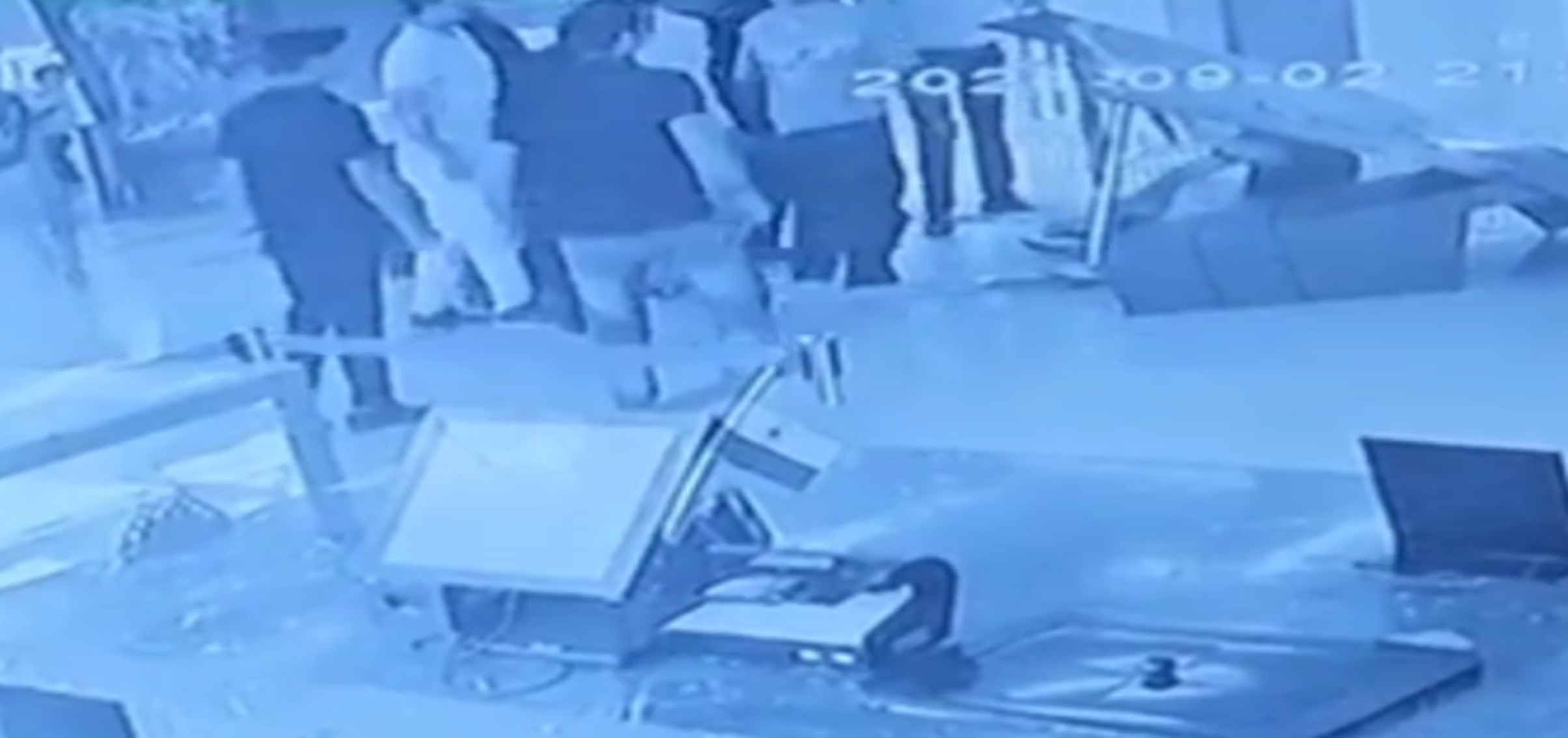 Karnal Crime: K3C माल में चले चाकू, मूवी देखने आए परिवार पर हुआ हमला, एक युवक की हालत गंभीर