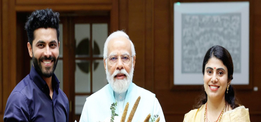 रवींद्र जडेजा की राजनीति में हो गई एंट्री? पत्नी के साथ BJP की सदस्यता वाली फोटो हो रही वायरल