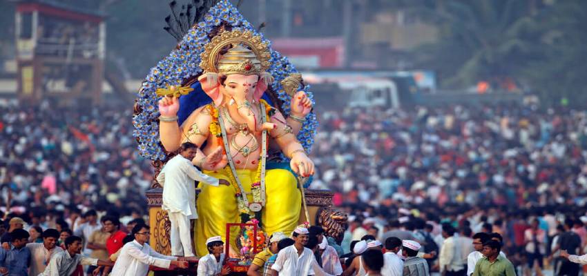 Ganesh Chaturthi 2024:  गणेश चतुर्थी का पर्व आज, जानें पूजा करने का सही समय