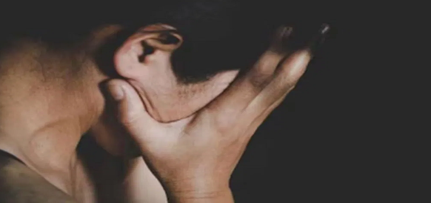 UP: मऊ में सपा नेता पर बलात्कार का आरोप, 18 वर्षीय युवती ने दर्ज करवाई FIR