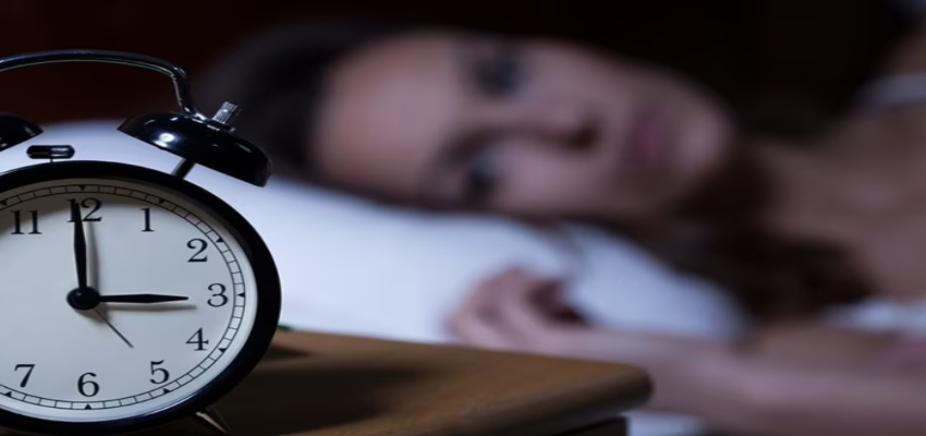 रात को चैन से नहीं आती नींद, तो हो सकती है ये समस्या...सोने से पहले फॉलो करें ये टिप्स