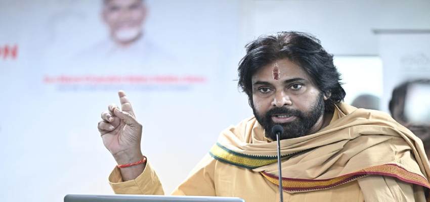 पवन कल्याण ने की 'सनातन धर्म रक्षण बोर्ड' के गठन की मांग, दोषियों पर कार्रवाई करने का दिया आश्वासन