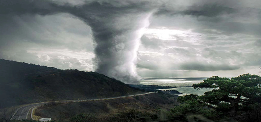 अमेरिका में हेलेन तूफान का कहर, 12 राज्यों में 1.20 करोड़ लोग प्रभावित, कई शहरों  में इमरजेंसी घोषित