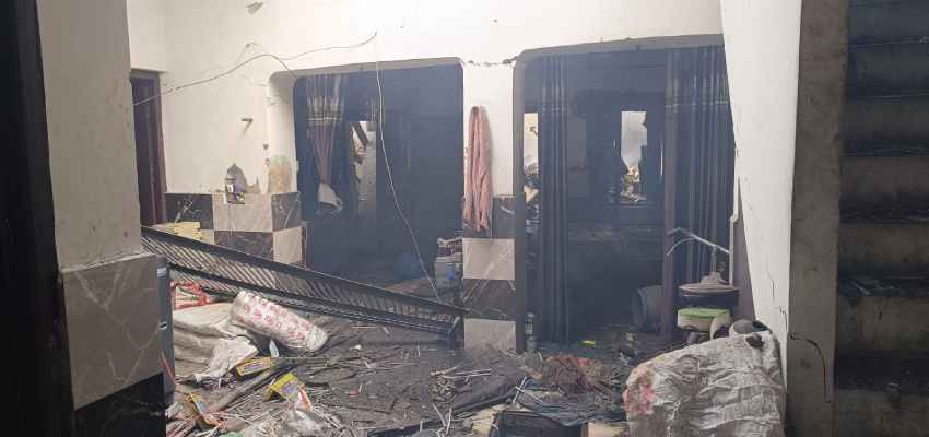 Sonipat Blast: सोनीपत में अवैध पटाखा फैक्टी में हुआ ब्लास्ट, 3 की मौत, सात घायल