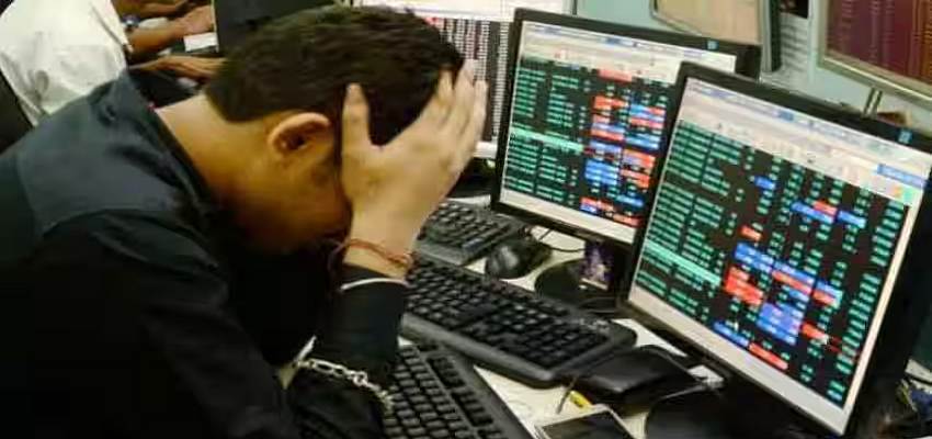 Share Market: शेयर बाजार में भारी गिरावट, निवेशकों के 4 लाख करोड़ रुपये डूबे; जानें क्या है गिरावट की वजह