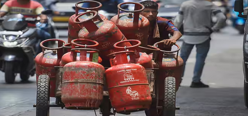 दीपावली के मौके पर यूपी में मिलेगा मुफ्त गैस सिलेंडर, जानें योगी सरकार का गिफ्ट पाने के लिए आवेदन प्रक्रिया