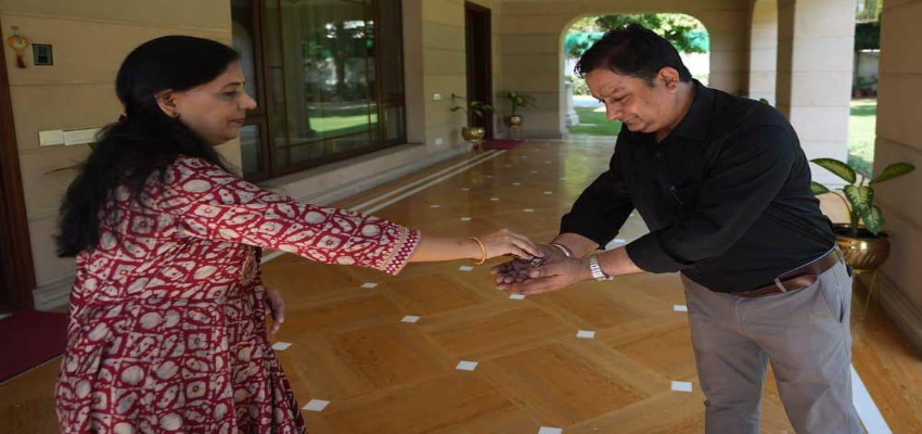 PWD विभाग ने दिल्ली सीएम आवास पर जड़ा ताला, हैंडओवर को लेकर हुआ था विवाद