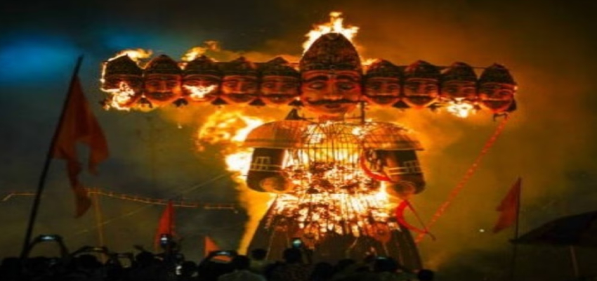 Dussehra 2024: क्यों रावण दहन के बाद उसकी राख को रखते हैं सुरक्षित? इससे जुड़ी है ये मान्यता