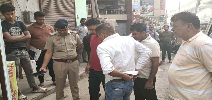 Bahadurgarh Murder: बहादुरगढ में थाने के पास पत्थर से सिर पर वार कर की गई युवक की हत्या, शहर में दहशत
