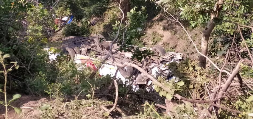 पंचकूला में बस खाई में समाई, 15बच्चे हुए घायल, रेसक्यू ऑपरेशन जारी