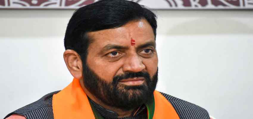 Haryana News: प्रदूषण को लेकर लगे आरोपों पर सीएम सैनी का पलटवार, कहा- केंद्र से मिले हुए पैसे का दिल्ली सरकार ने क्या किया