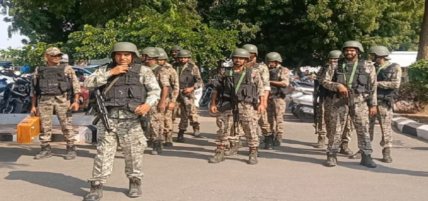 Bomb Threats: देशभर के CRPF स्कूलों को मिली बम की धमकी, सुरक्षा बलों ने बढ़ाई चौकसी