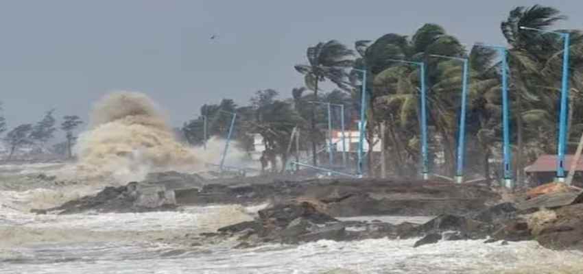 Cyclone Dana: आज दस्तक देगा चक्रवाती तूफान 'दाना', बिहार और झारखंड में भारी बारिश का अलर्ट