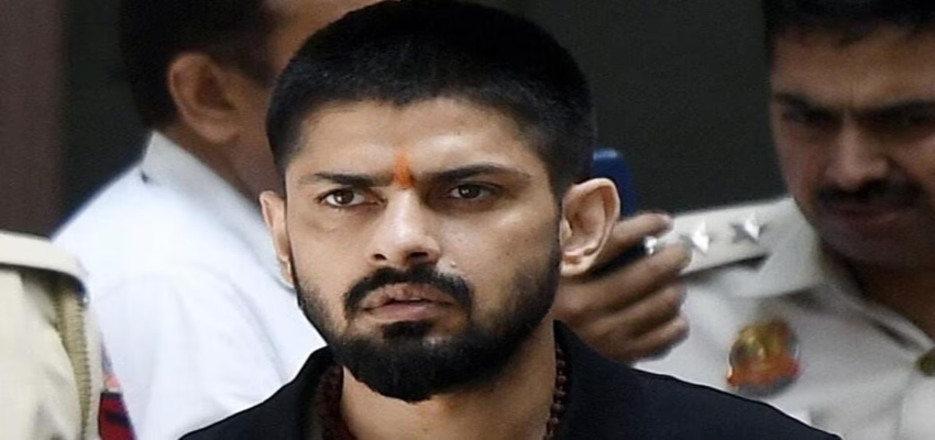 जेल से लॉरेंस बिश्नोई के लिए पुलिस ने की थी इंटरव्यू की व्यवस्था, 2 DSP समेत सात पुलिसवाले सस्पेंड