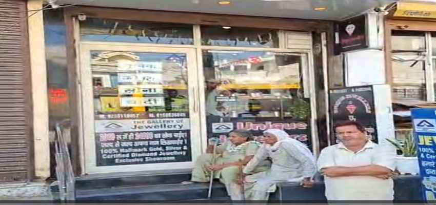 Sonipat Crime: सोनीपत में अपराधी बेलगाम, थाने से महज कुछ दूरी पर की गई लाखों रूपये की लूट