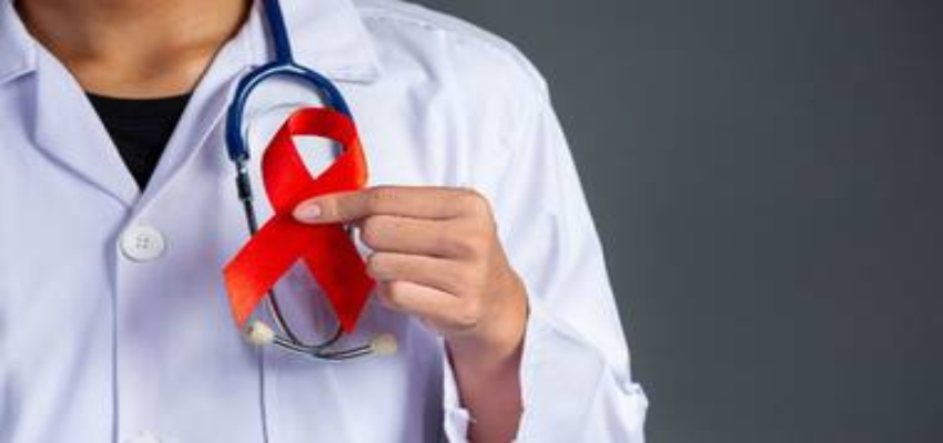 केंद्र सरकार ने महिलाओं के लिए लिया बड़ा फैसला, ब्रेस्ट और लंग कैंसर की दवाएं होगी सस्ती