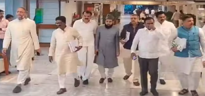 Waqf Bill: जेपीसी के विपक्षी सदस्यों ने ओम बिरला को लिखा पत्र, कहा- मनमानी नहीं चलेगी…