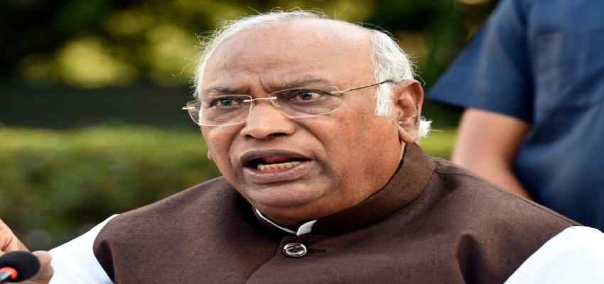 ‘किसने कहा कि कांग्रेस आर्टिकल 370 को वापस लाना चाहती है’ अमित शाह के आरोपों का खड़गे ने किया खंडन