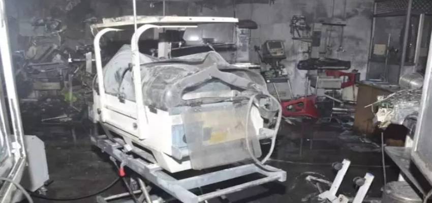 झांसी के लक्ष्मीबाई मेडिकल कॉलेज में लगी भीषण आग, शिशु वार्ड के 10 नवजात बच्चों की मौत